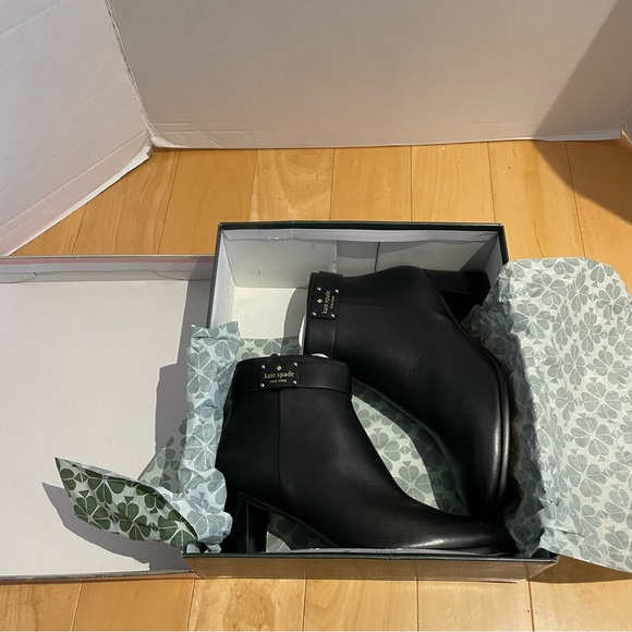 NIB kate spade leather black heeled boots - Picture 8 of 8